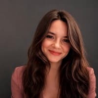 Zeynep Özakat